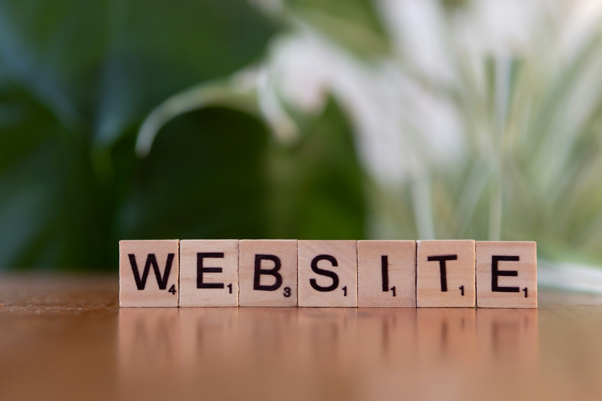 Website written in wooden tiles.